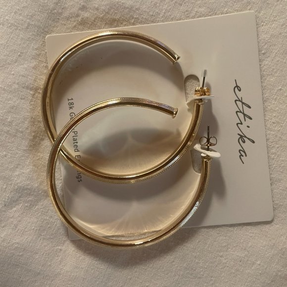 Ettika 18k Gold Plated Hoop Earrings NWT - Picture 3 of 4